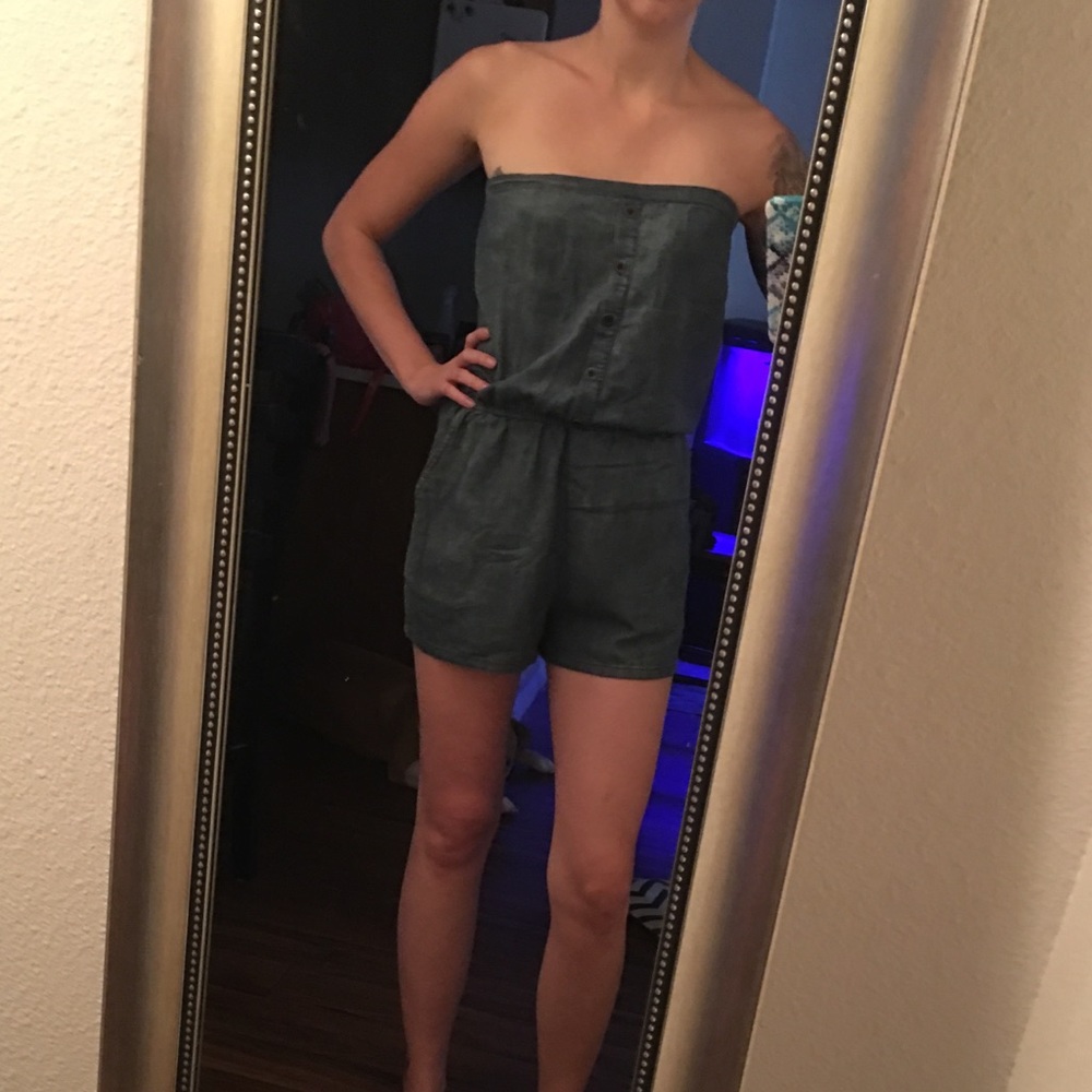 🦋Flying tomato’s jean romper - Picture 3 of 4